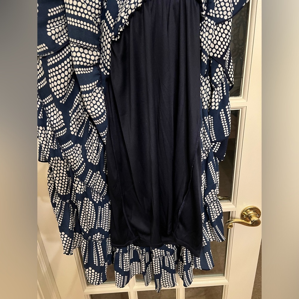 NWT T Tahari Printed Tiered Midi Dress - size M - Picture 12 of 12
